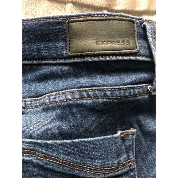 Express Skinny Jeans- Mid Rise - Picture 5 of 7